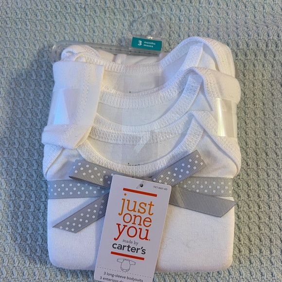Carters Plain White Onesies 3M NWT - Picture 1 of 2
